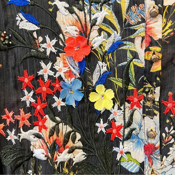 NWT Aratta ‘The Loveliest Shirt’ Embroidered Floral Button Down Tunic Blouse M - Picture 4 of 6